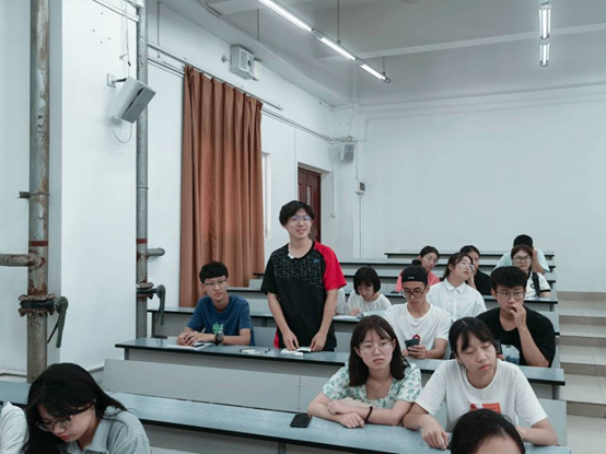 美狮贵宾会